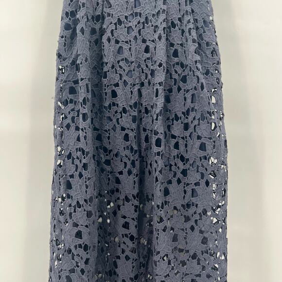 ASTR The Label Crochet Lace Dress Womens Small Navy Blue Pleated Front - Picture 8 of 10
